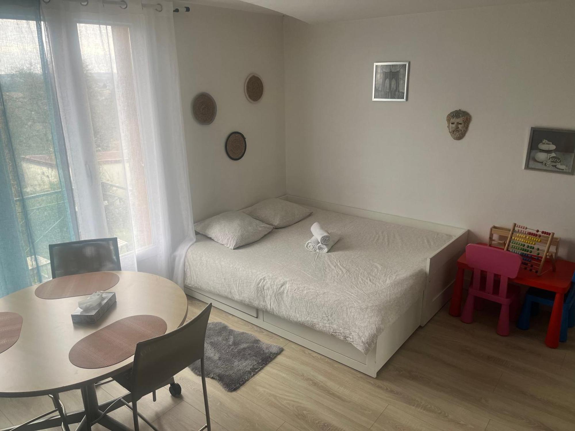 Logement Entier Proche Disneyland Montry Eksteriør billede